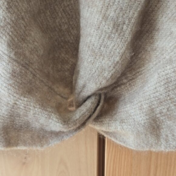 Sezane Zebulon Neutral Kid Mohair Blend Sweater, French Chic, Size Small - Picture 3 of 6
